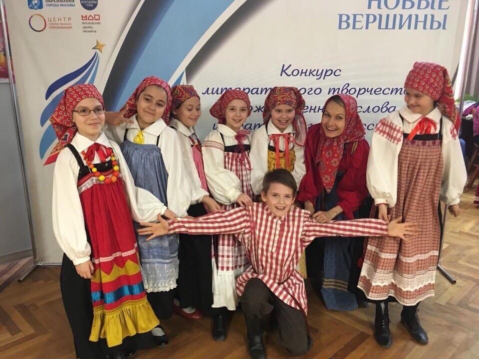 Воспитанники школы искусств на Ферганской стали лауреатами городского конкурса исполнителей народной песни и авторских произведений