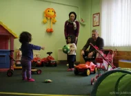 Клуб общения для детей до 3-х лет и их родителей Зелёная дверца Фото 4 на сайте Vyhino-julebino.ru
