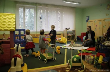Клуб общения для детей до 3-х лет и их родителей Зелёная дверца Фото 2 на сайте Vyhino-julebino.ru
